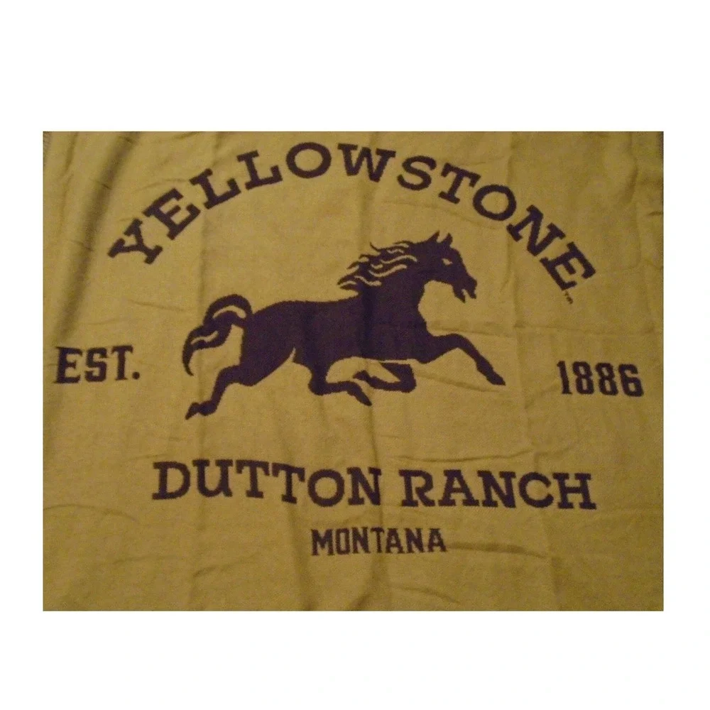 Yellowstone Dutton Ranch Montana Woven Tapestry Throw Blanket Horse Southwestern